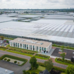 Modern commercial greenhouse for large scale agricultural production